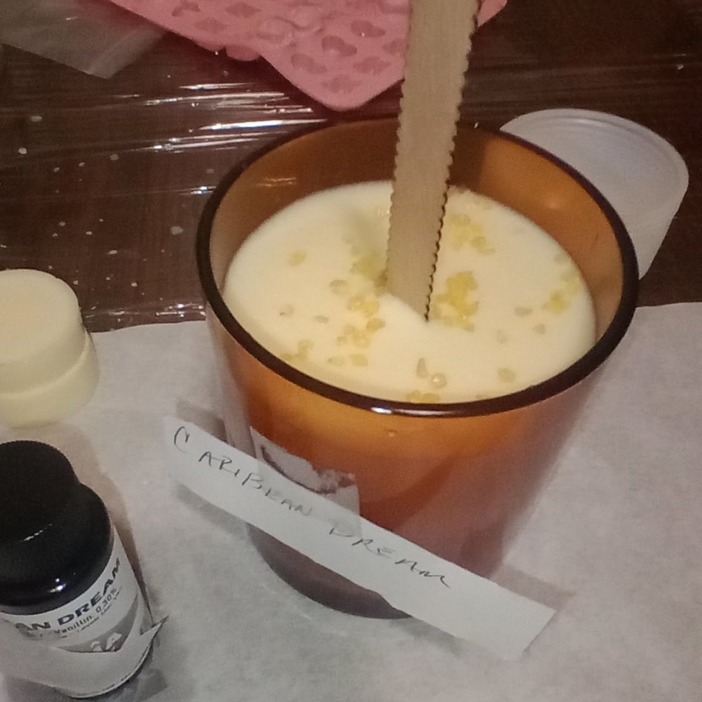Custom Handcrafted Candles - Picture 7 of 12
